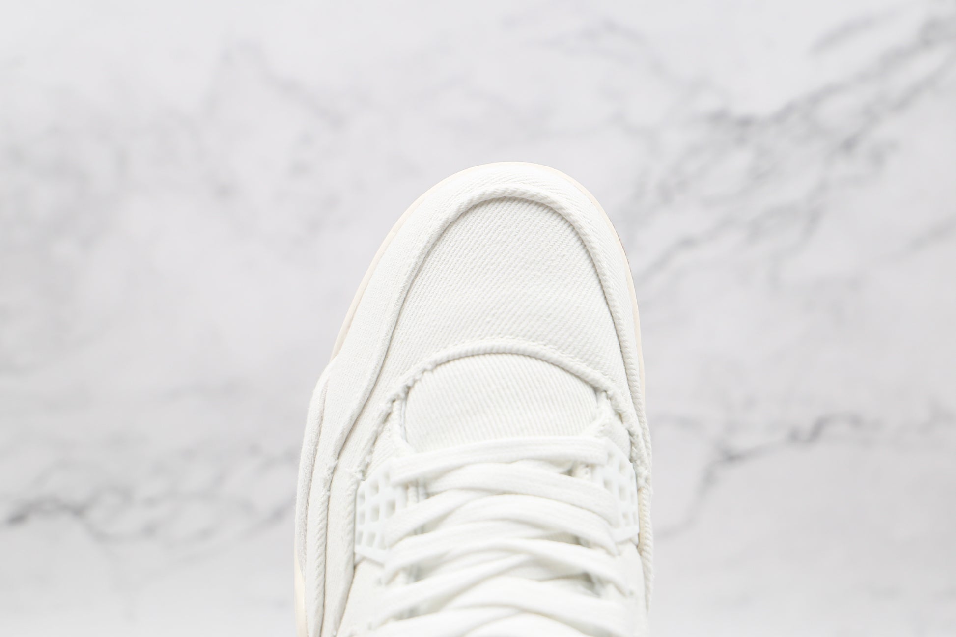 Air Jordan 4 Levis White Denim