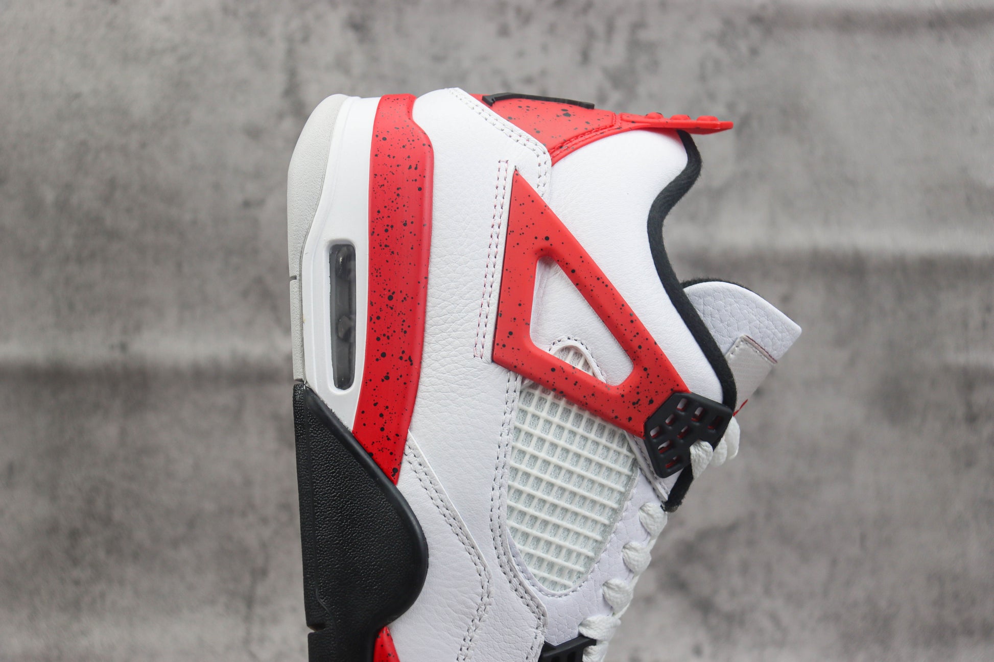 Air Jordan 4 Red Cement
