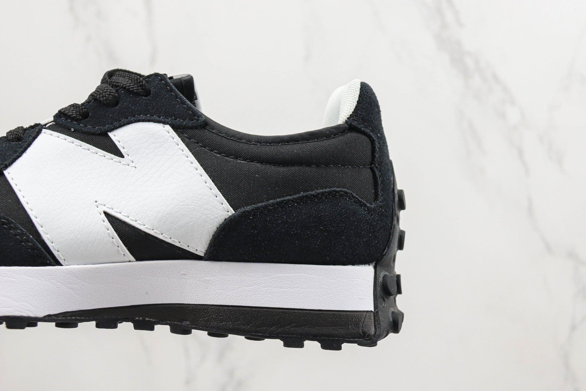 New Balance 327 White Silver MS327BW1