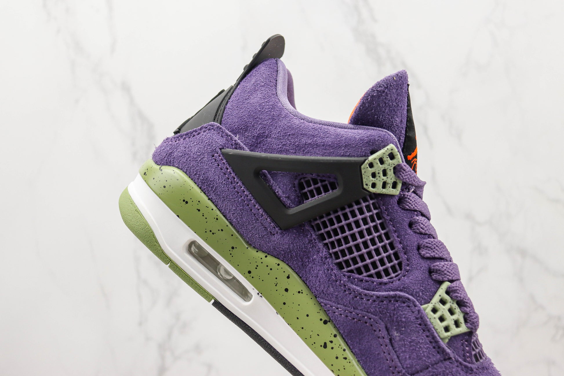 Air Jordan 4 Canyon Purple