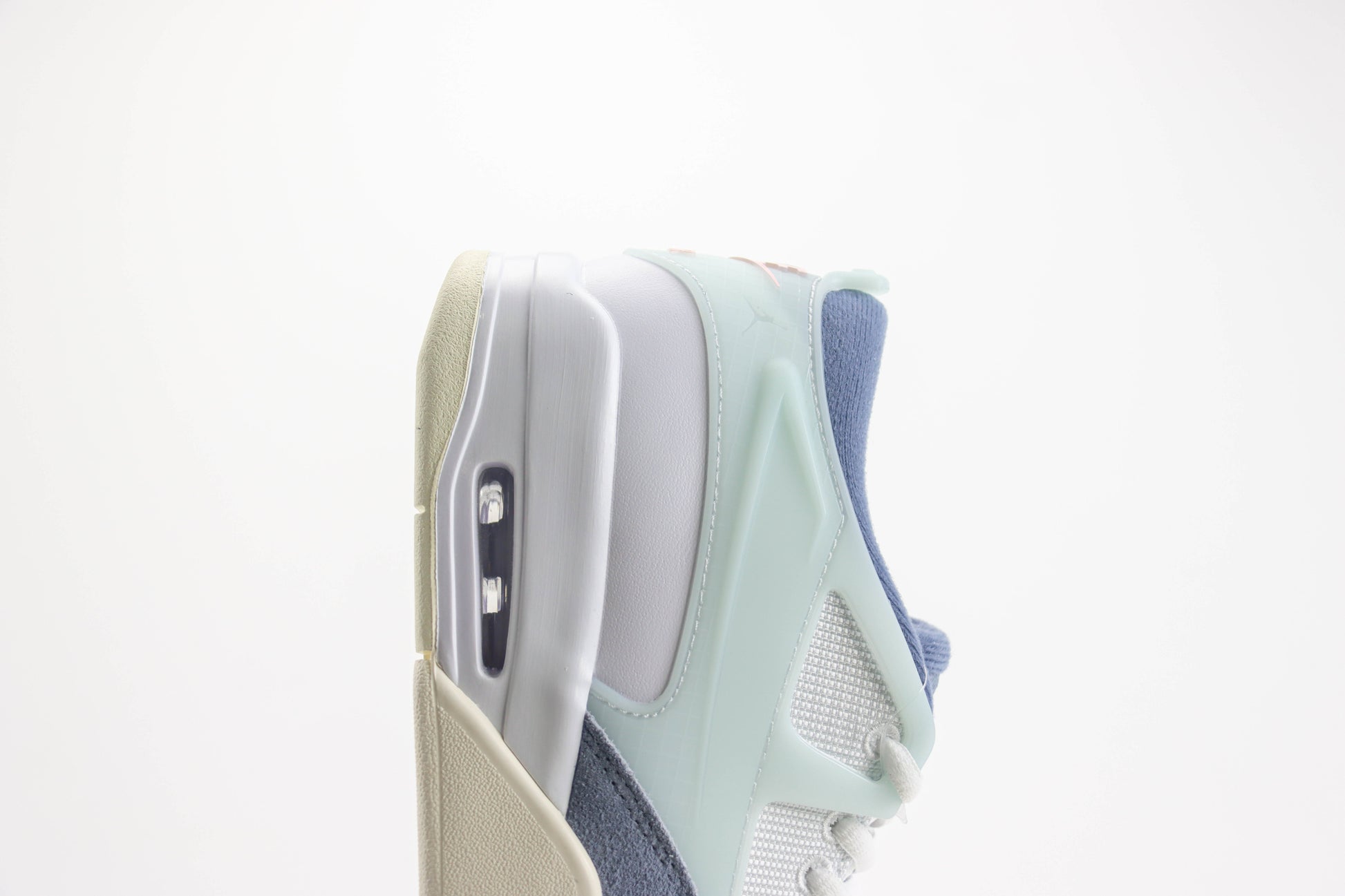 Air Jordan 4 RM Ice Blue