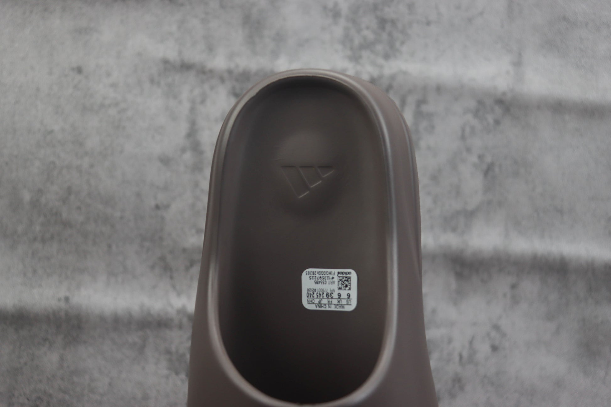 Adidas Yeezy Slide Dark Mocha