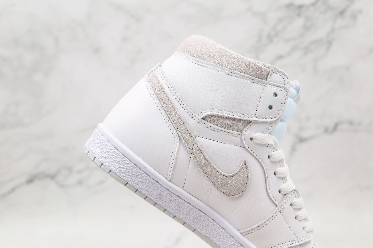 Air Jordan 1 High Grey White