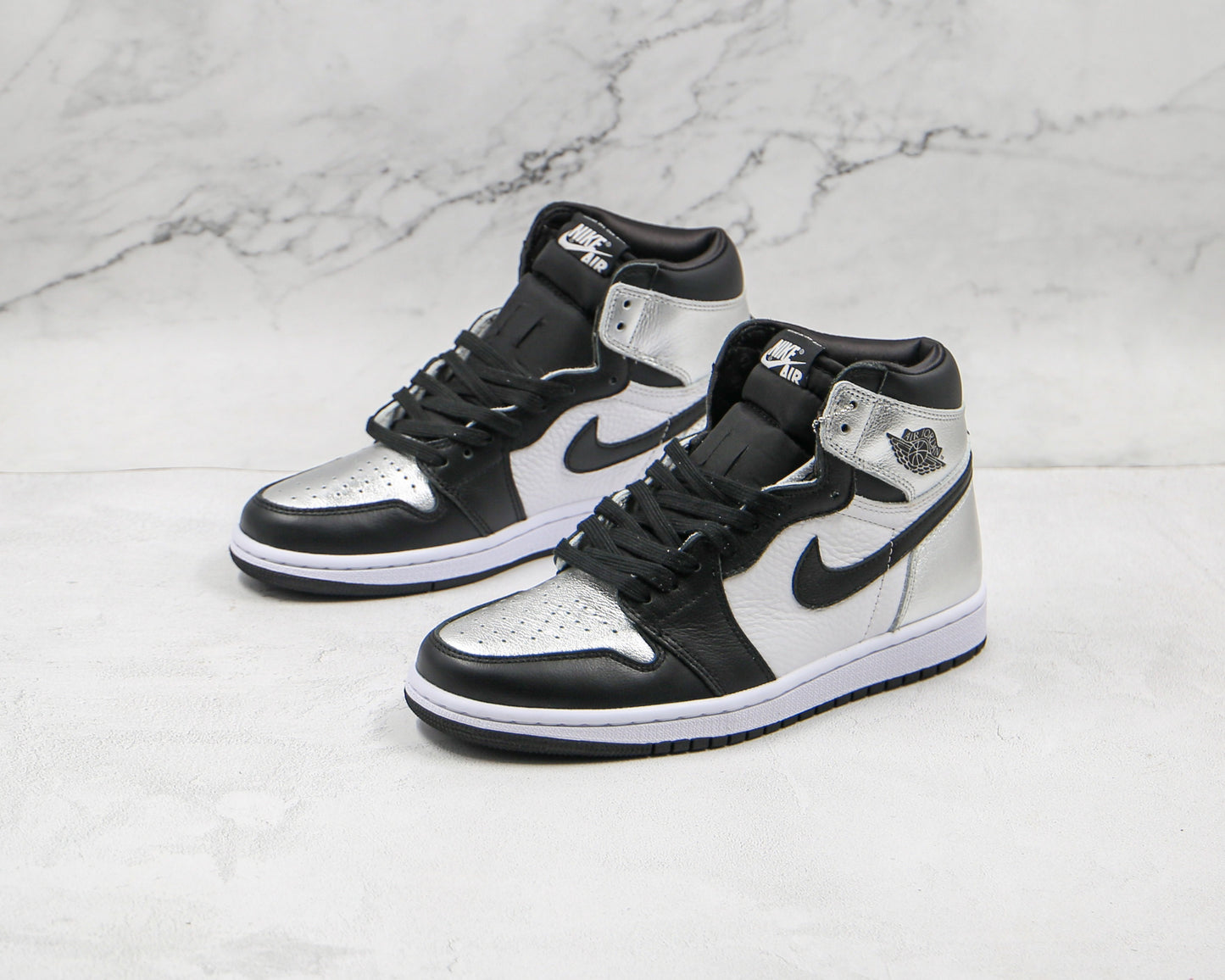 Air Jordan 1 High Black Silver