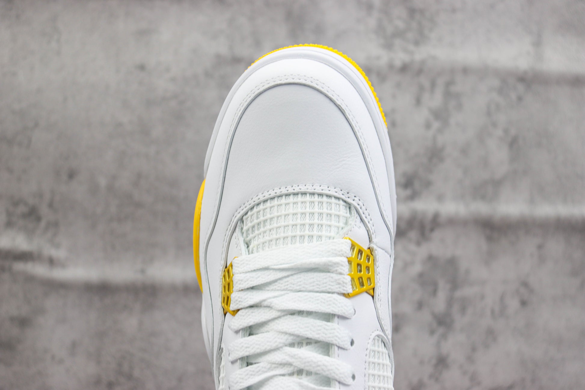 Air Jordan 4 White Gold