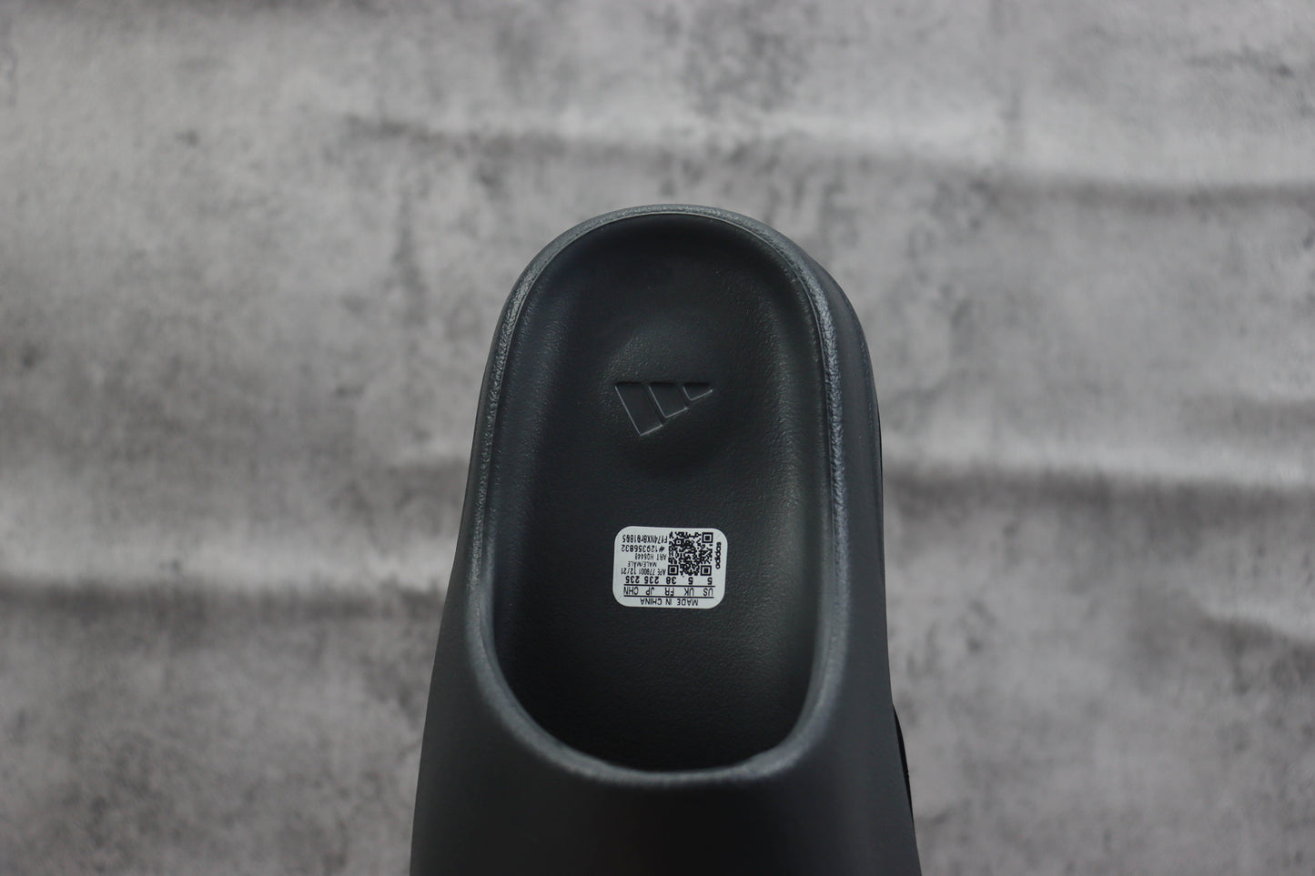 Adidas Yeezy Slide Black Onyx