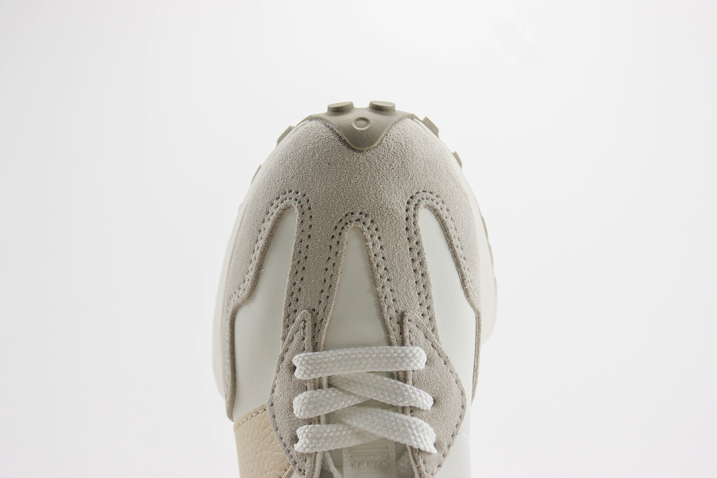 New Balance 327 White Silver WS327KG