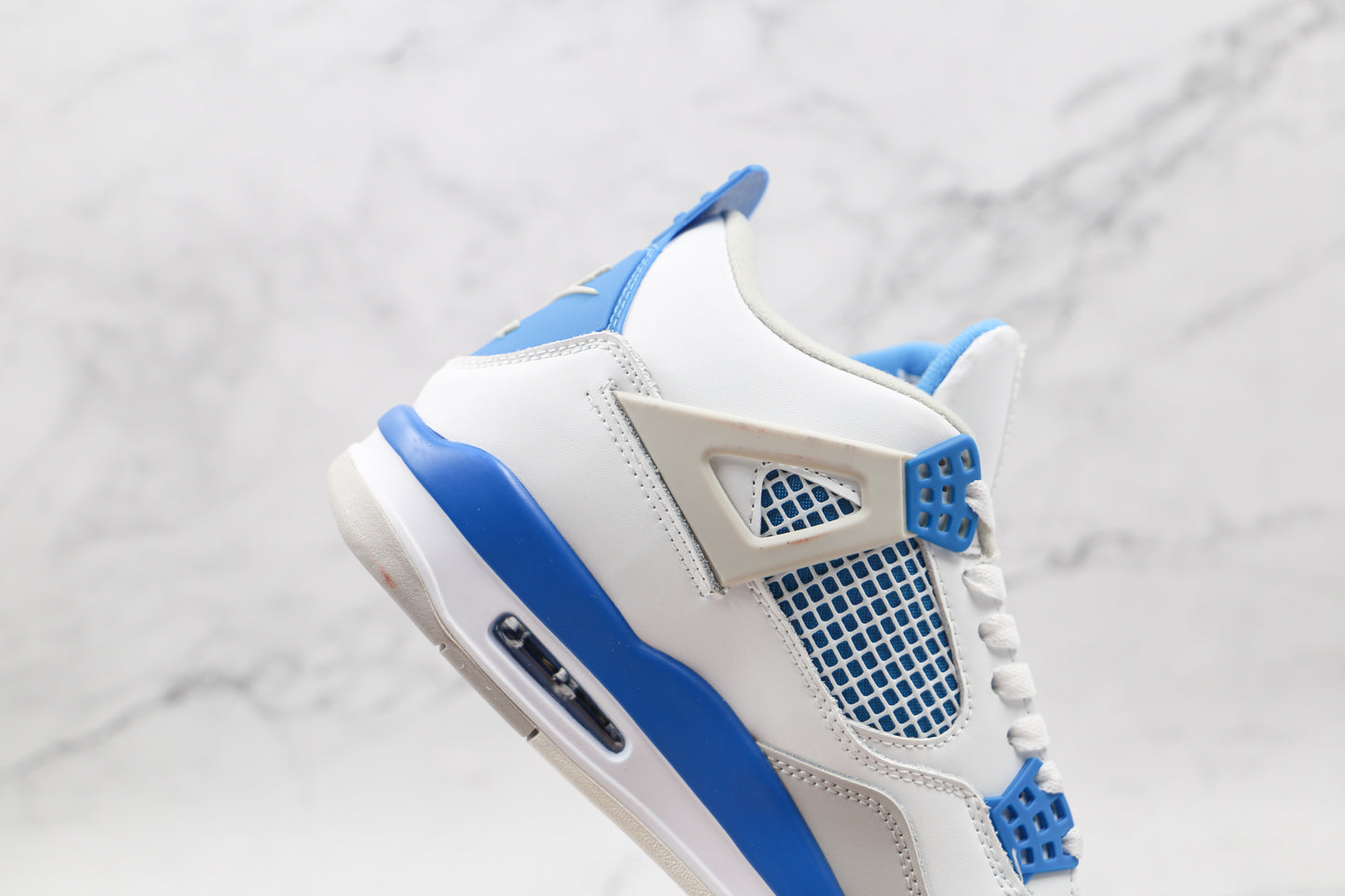 Air Jordan 4 Military Blue