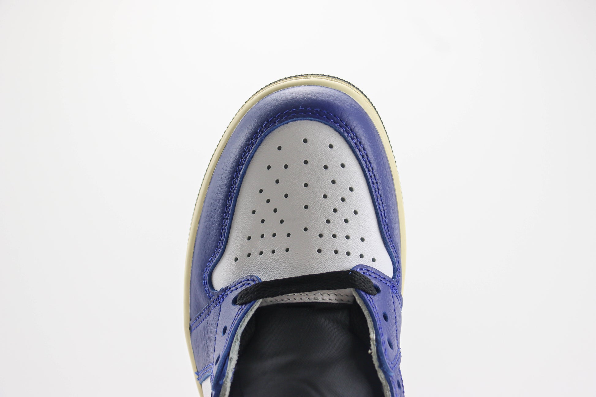 Air Jordan 1 High Royal Contrast