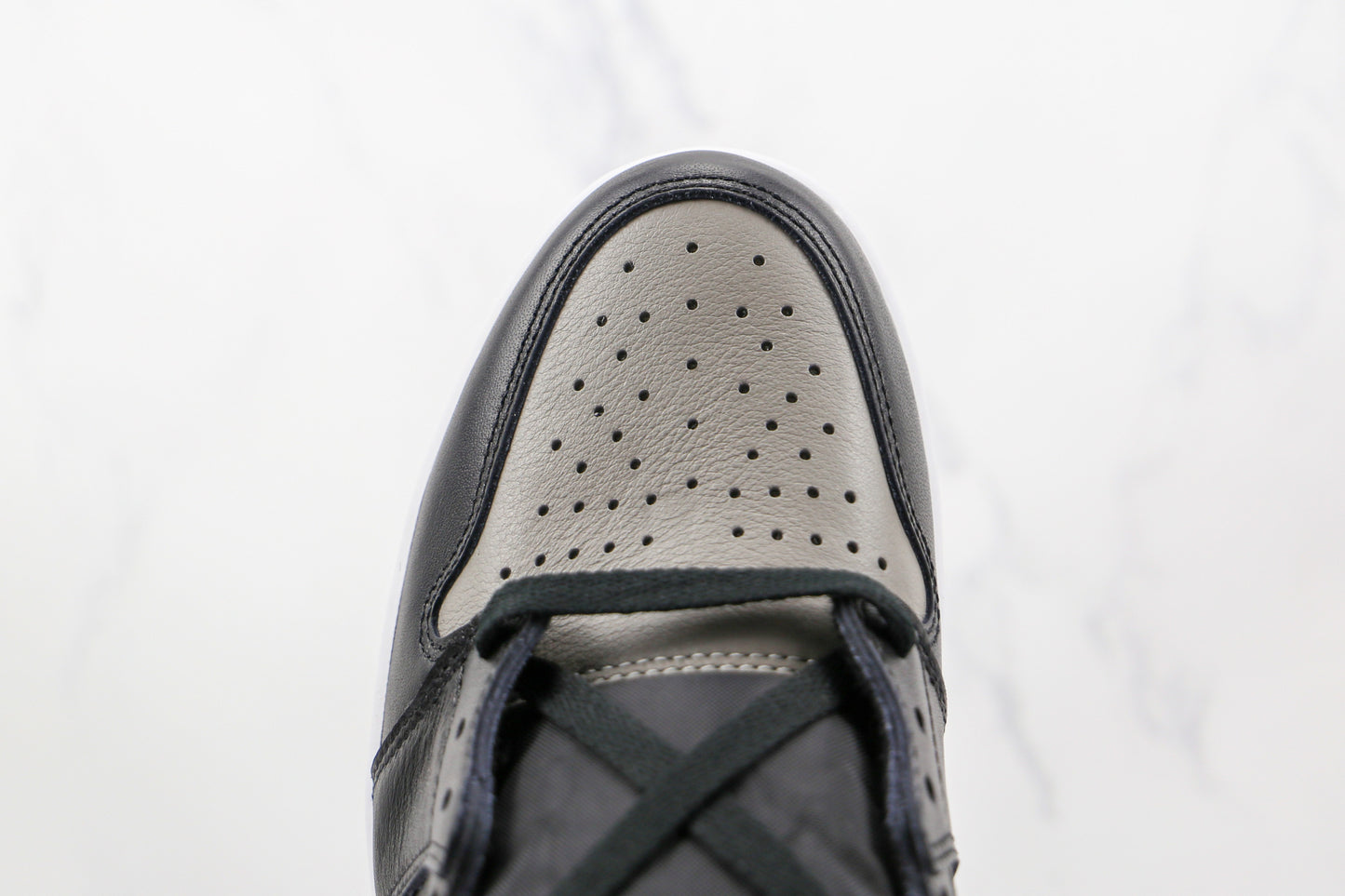 Air Jordan 1 High Shadow Grey