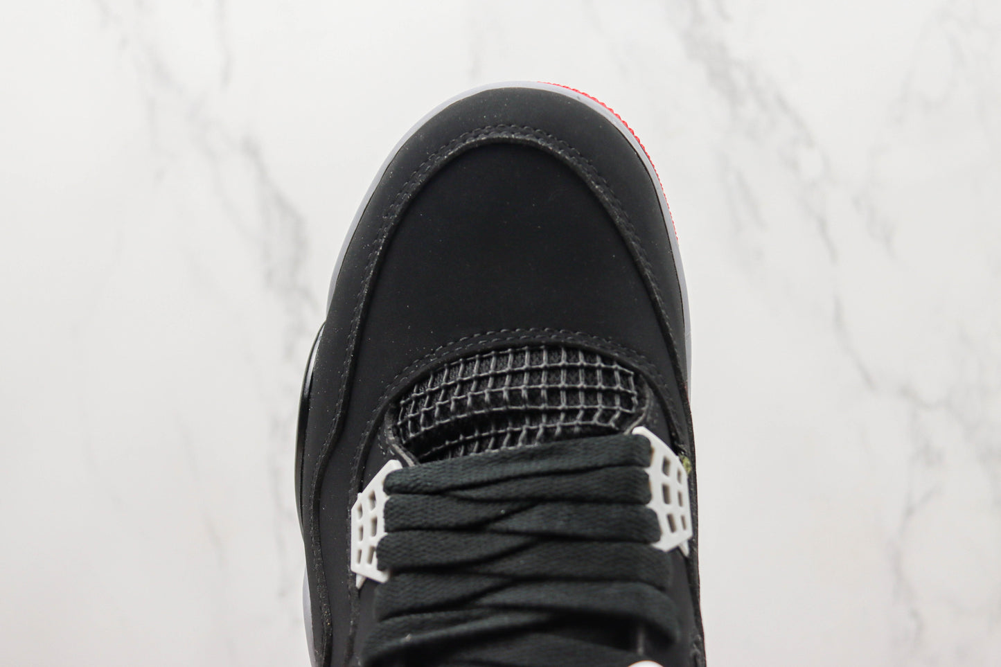 Air Jordan 4 Bred