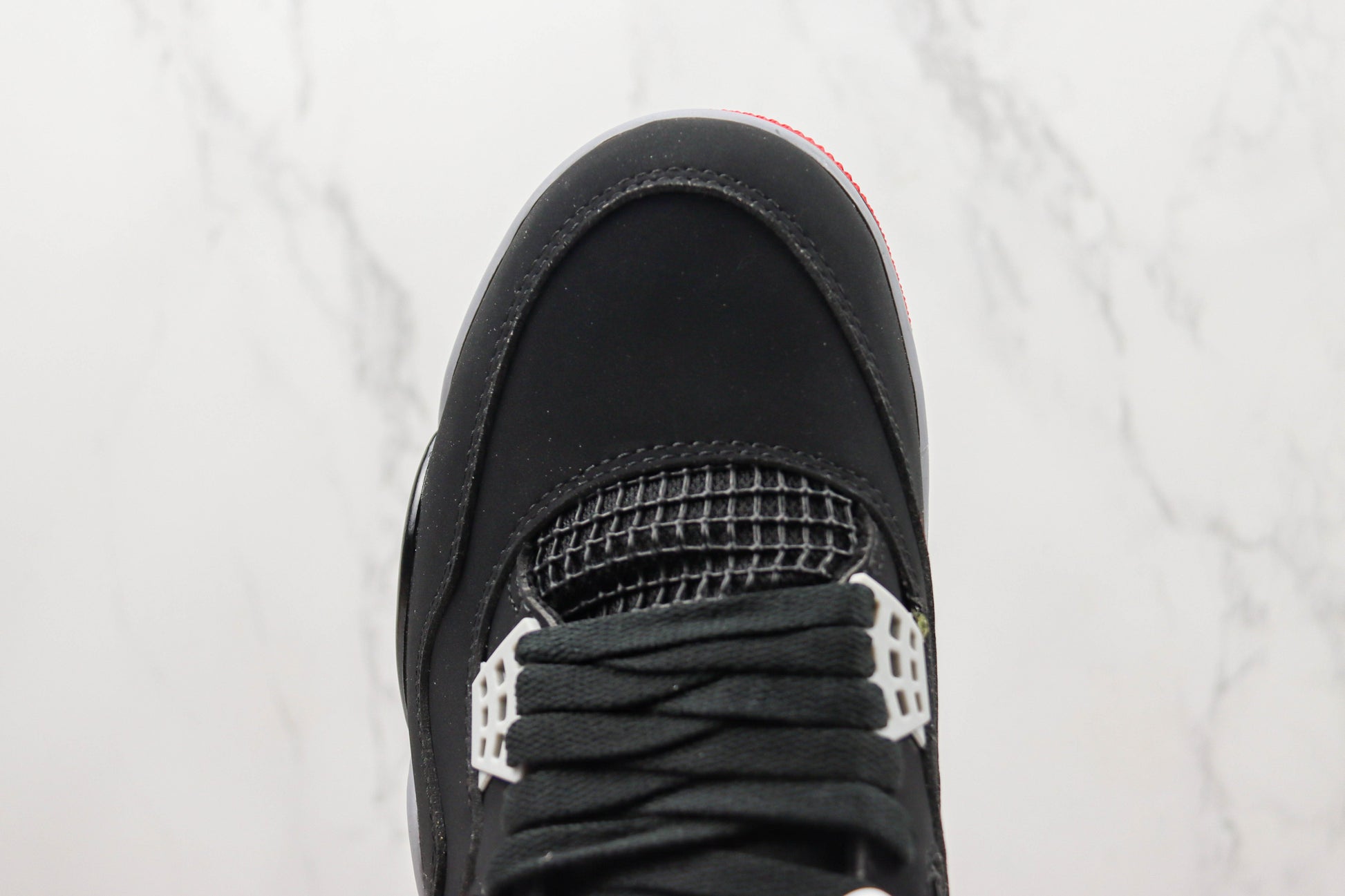 Air Jordan 4 Bred