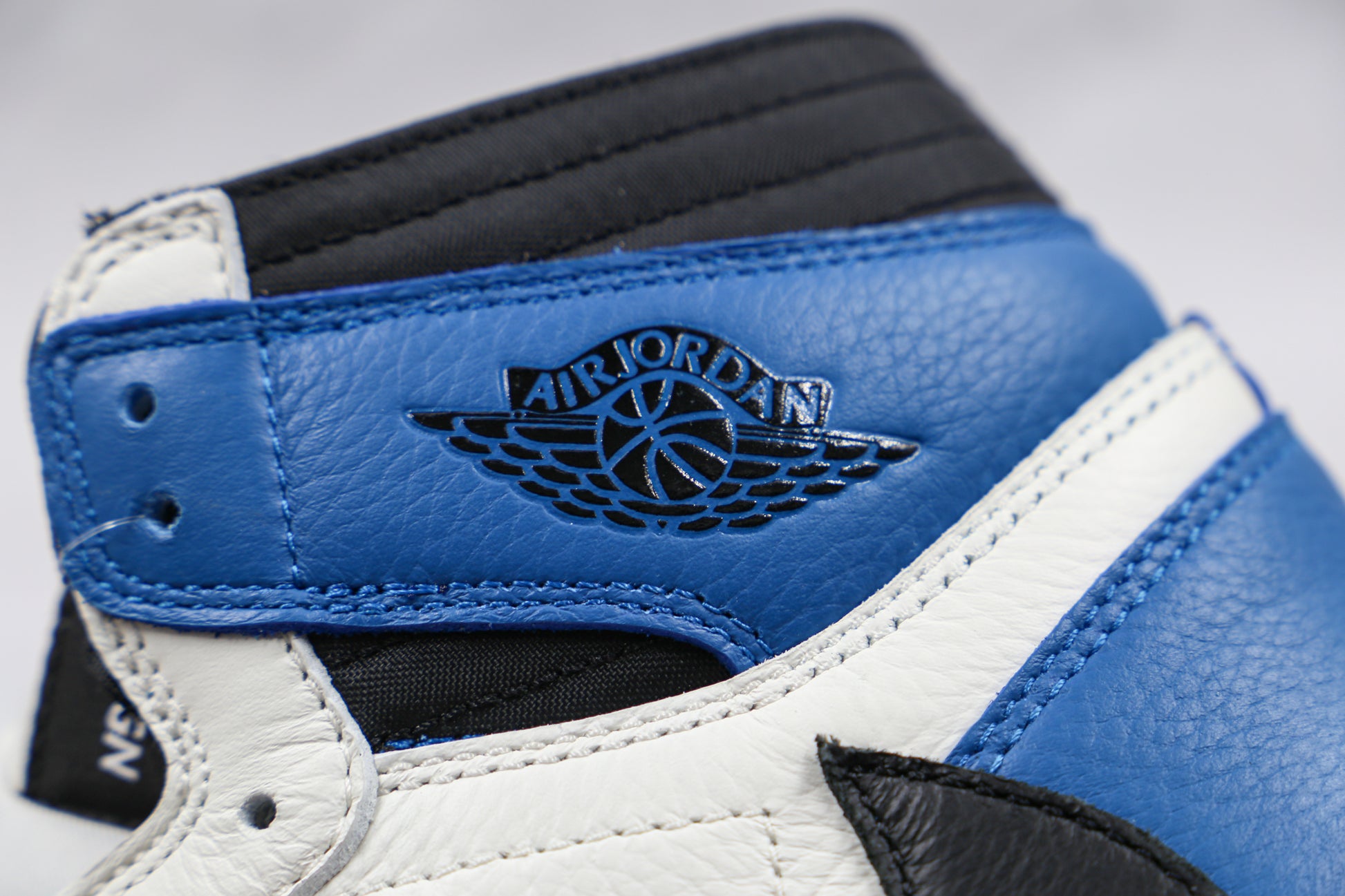 Air Jordan 1 High Fragment Reverse Swoosh