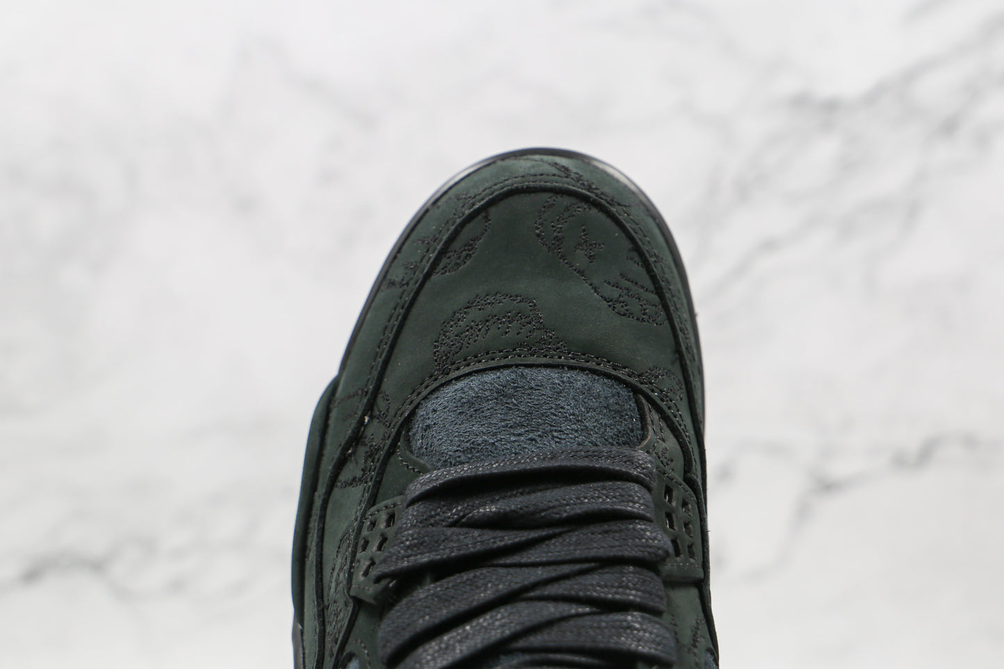 Air Jordan 4 KAWS Black