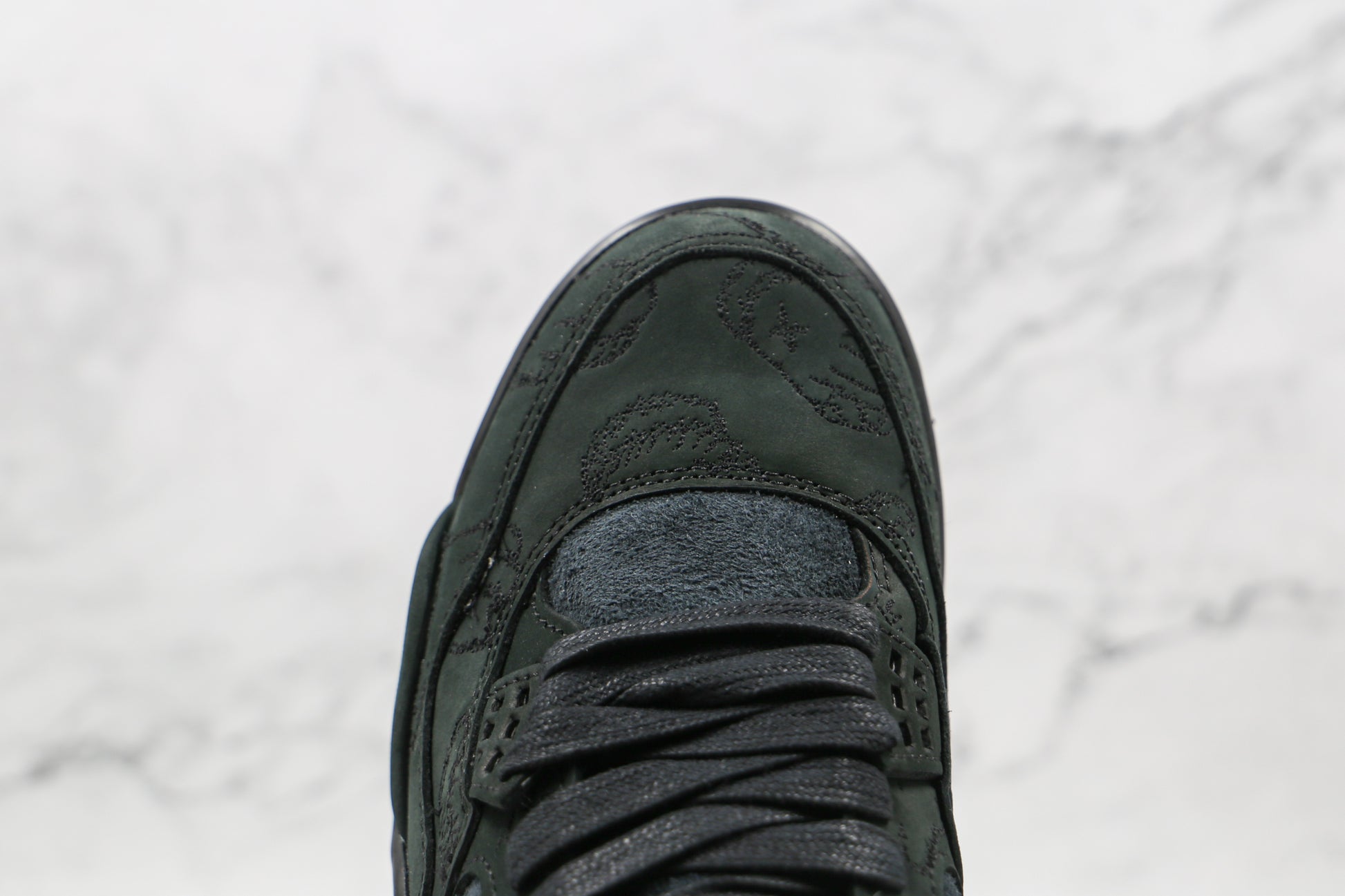 Air Jordan 4 KAWS Black