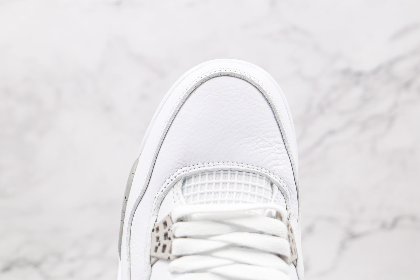 Air Jordan 4 White Oreo