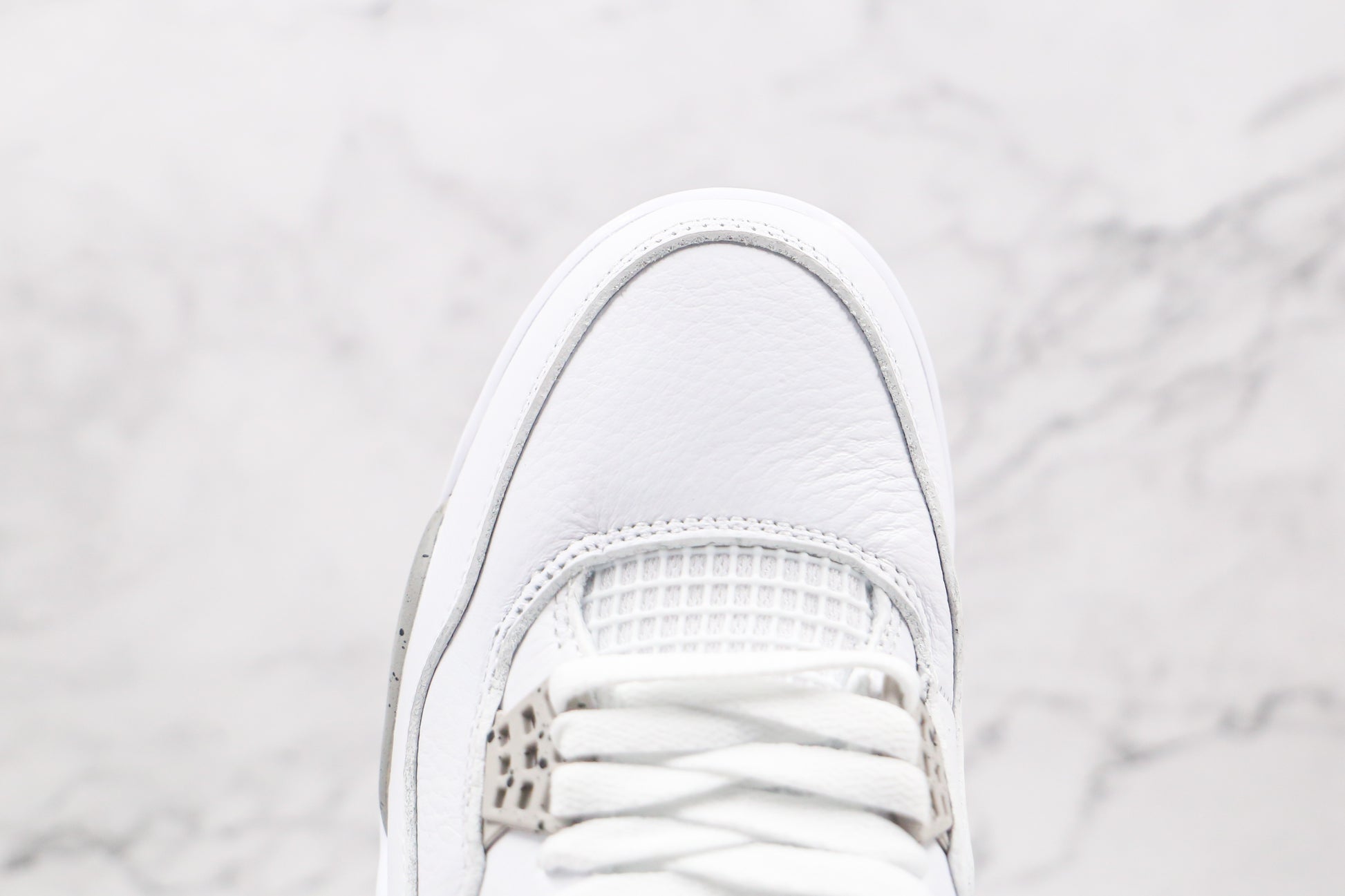 Air Jordan 4 White Oreo