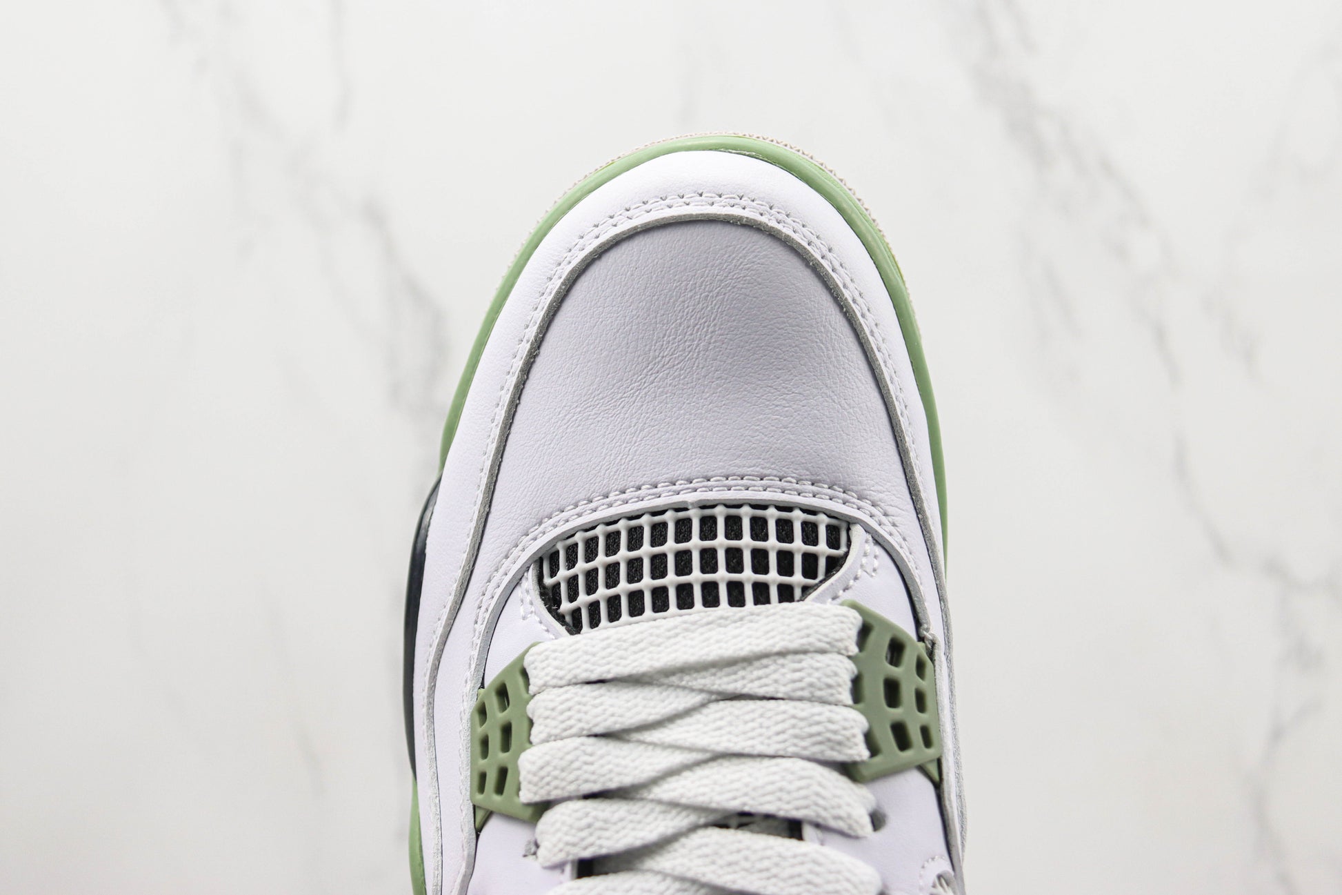 Air Jordan 4 Seafoam