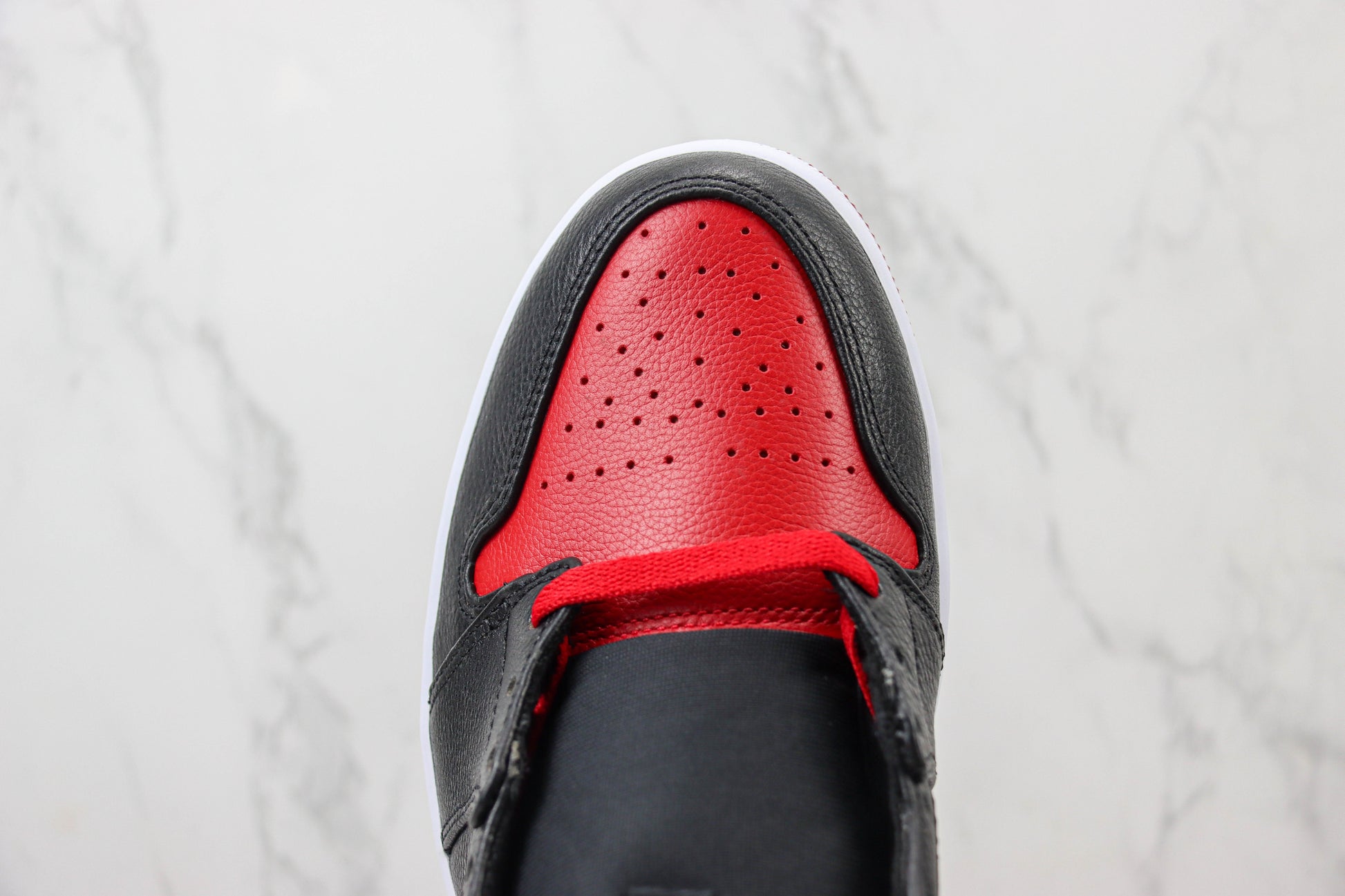 Air Jordan 1 High Black Red Classic