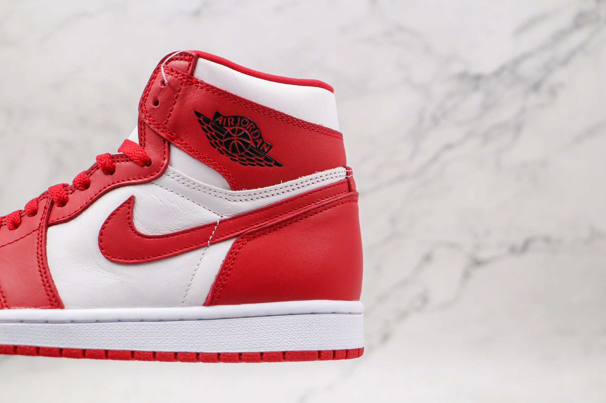 Air Jordan 1 High Reverse Chicago