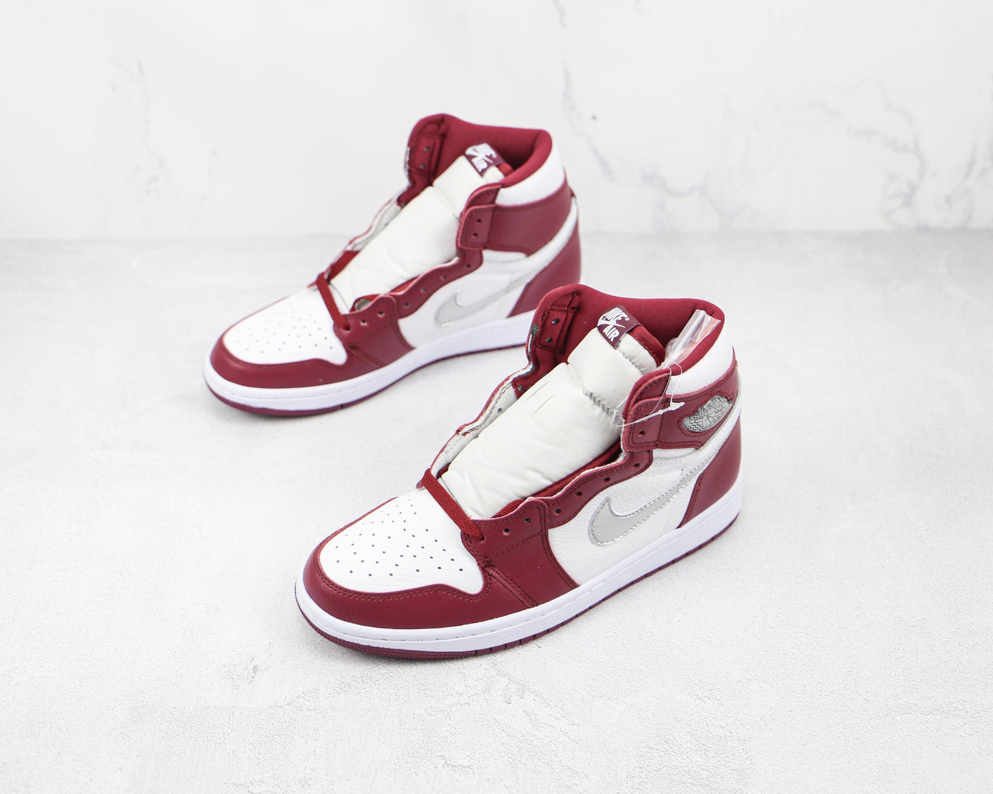Air Jordan 1 High Bordeaux