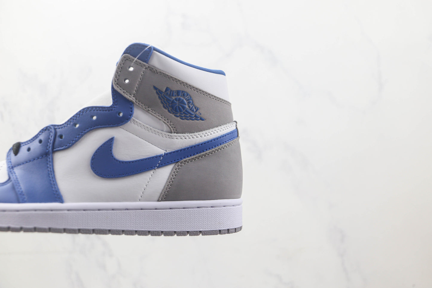 Air Jordan 1 High Deep Royal Blue
