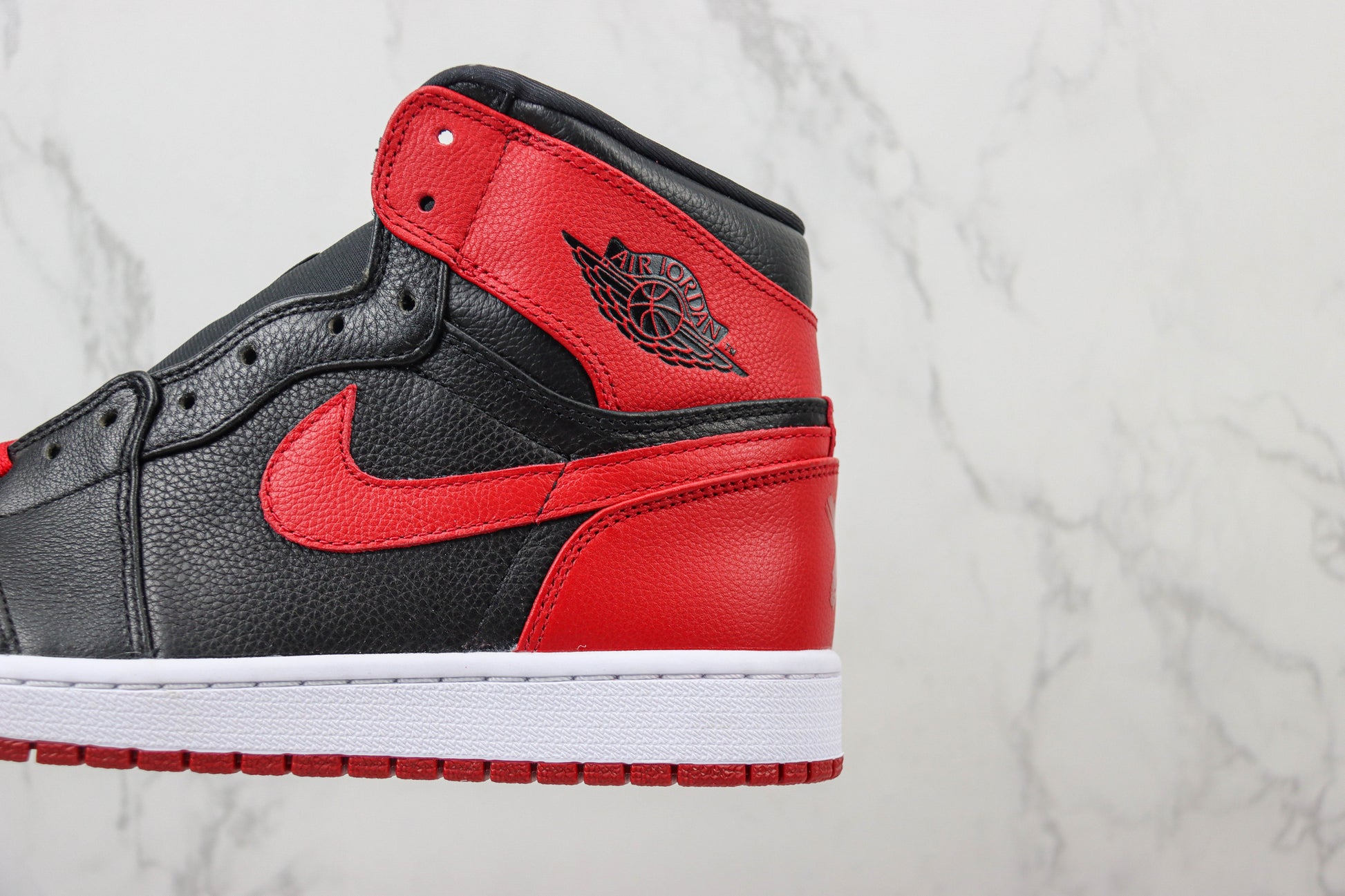 Air Jordan 1 High Black Red Classic