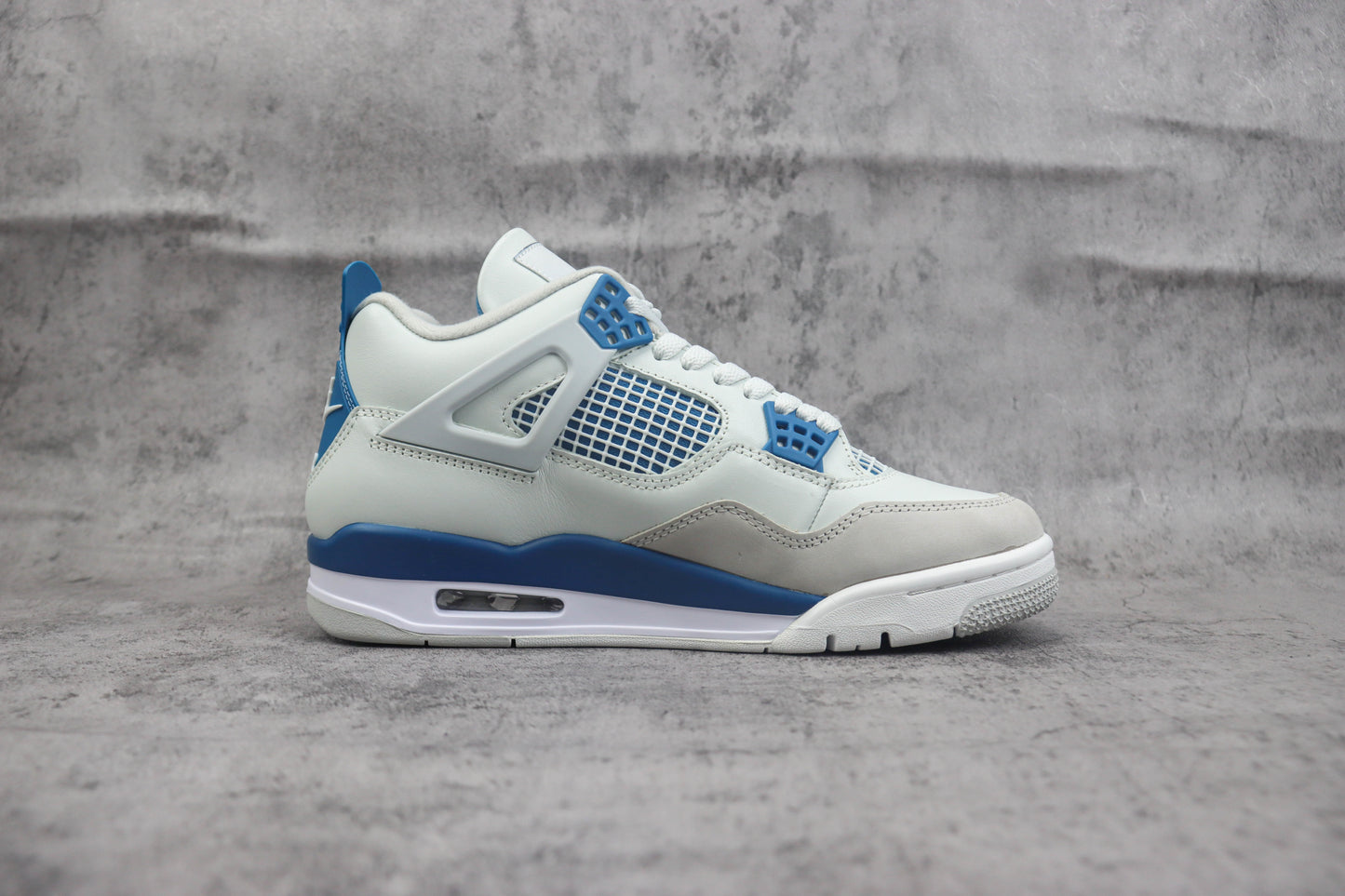 Air Jordan 4 Blue Suede