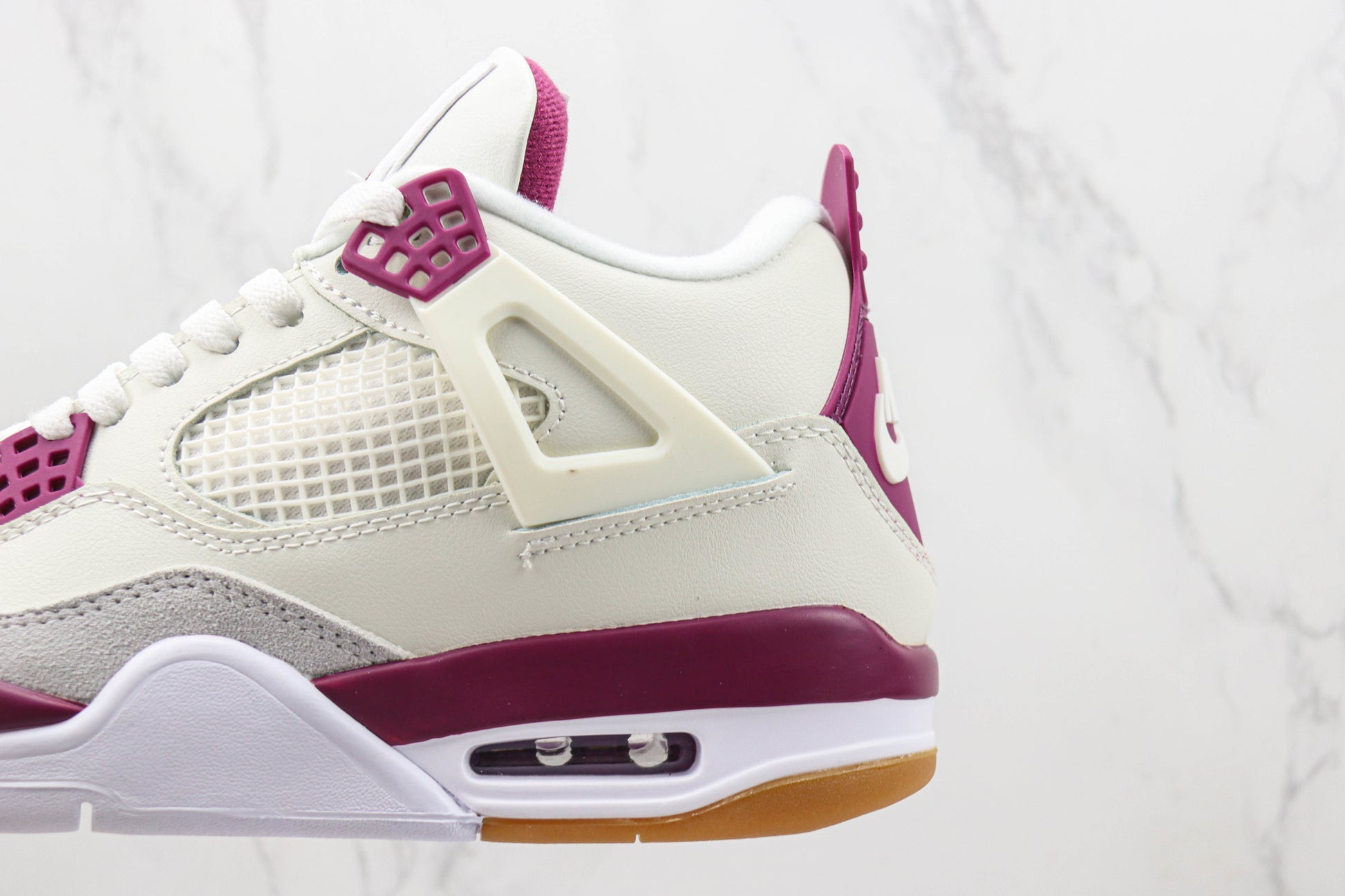Air Jordan 4 Burgundy Crush