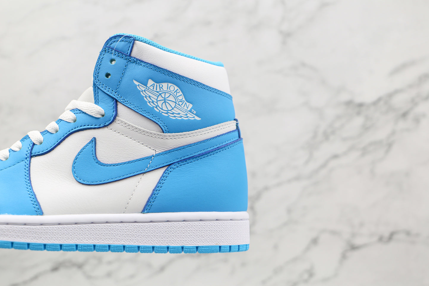 Air Jordan 1 High UNC Blue