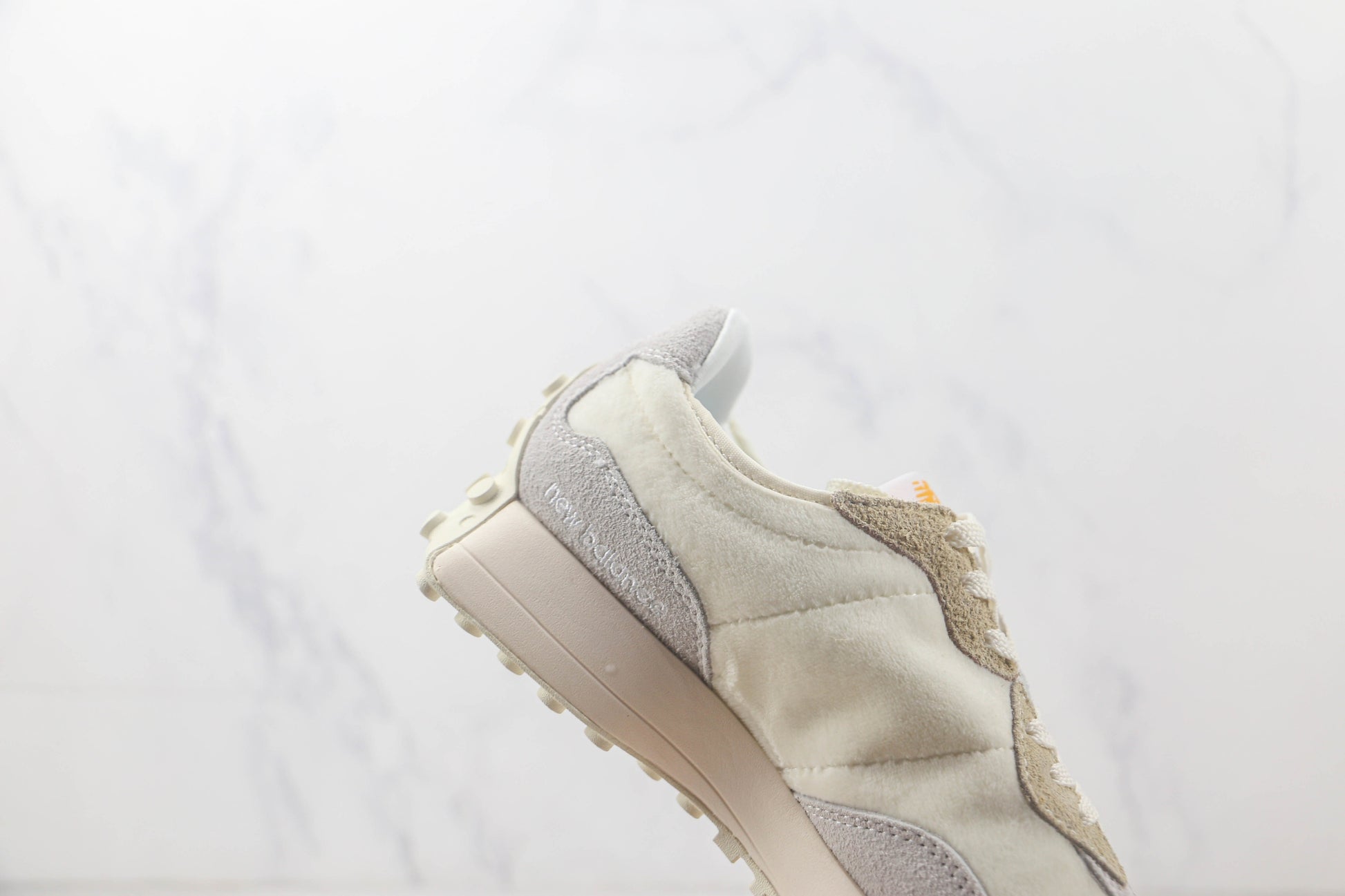 New Balance 327 Silver White MD327FG