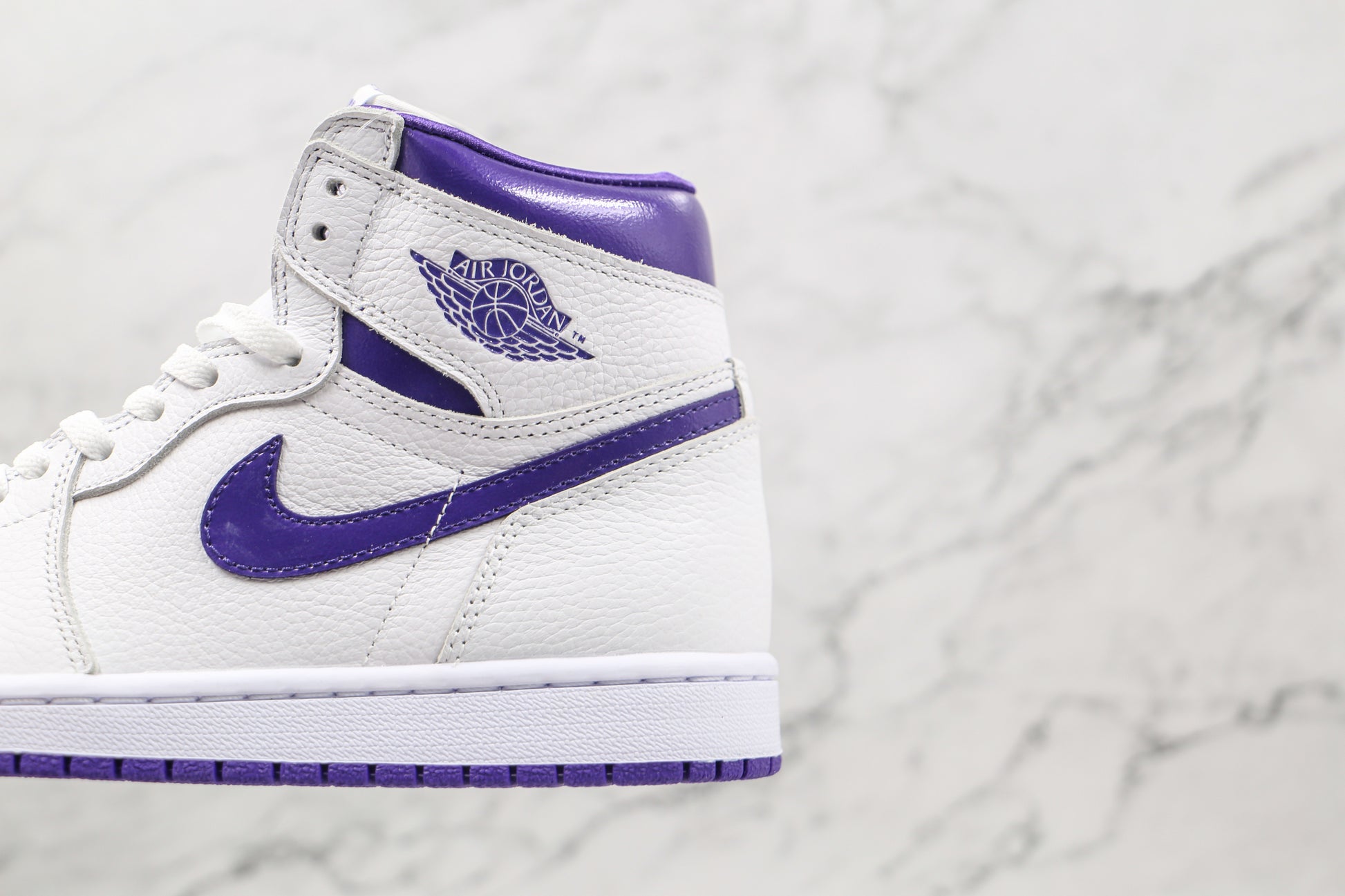 Air Jordan 1 High White Purple