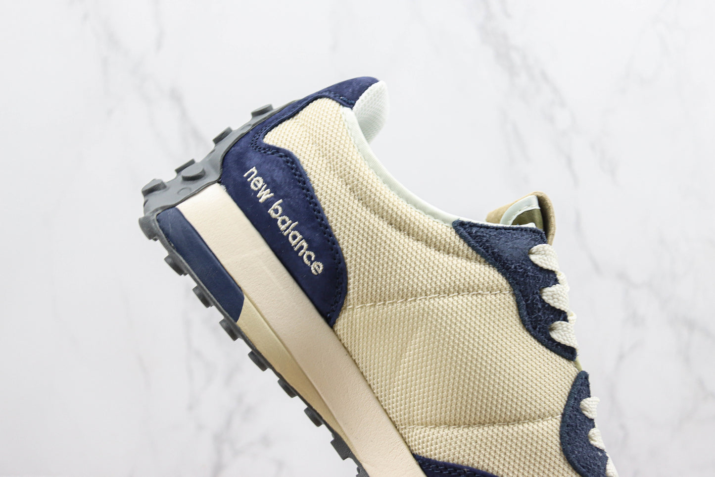 New Balance 327 White Silver MS327DT