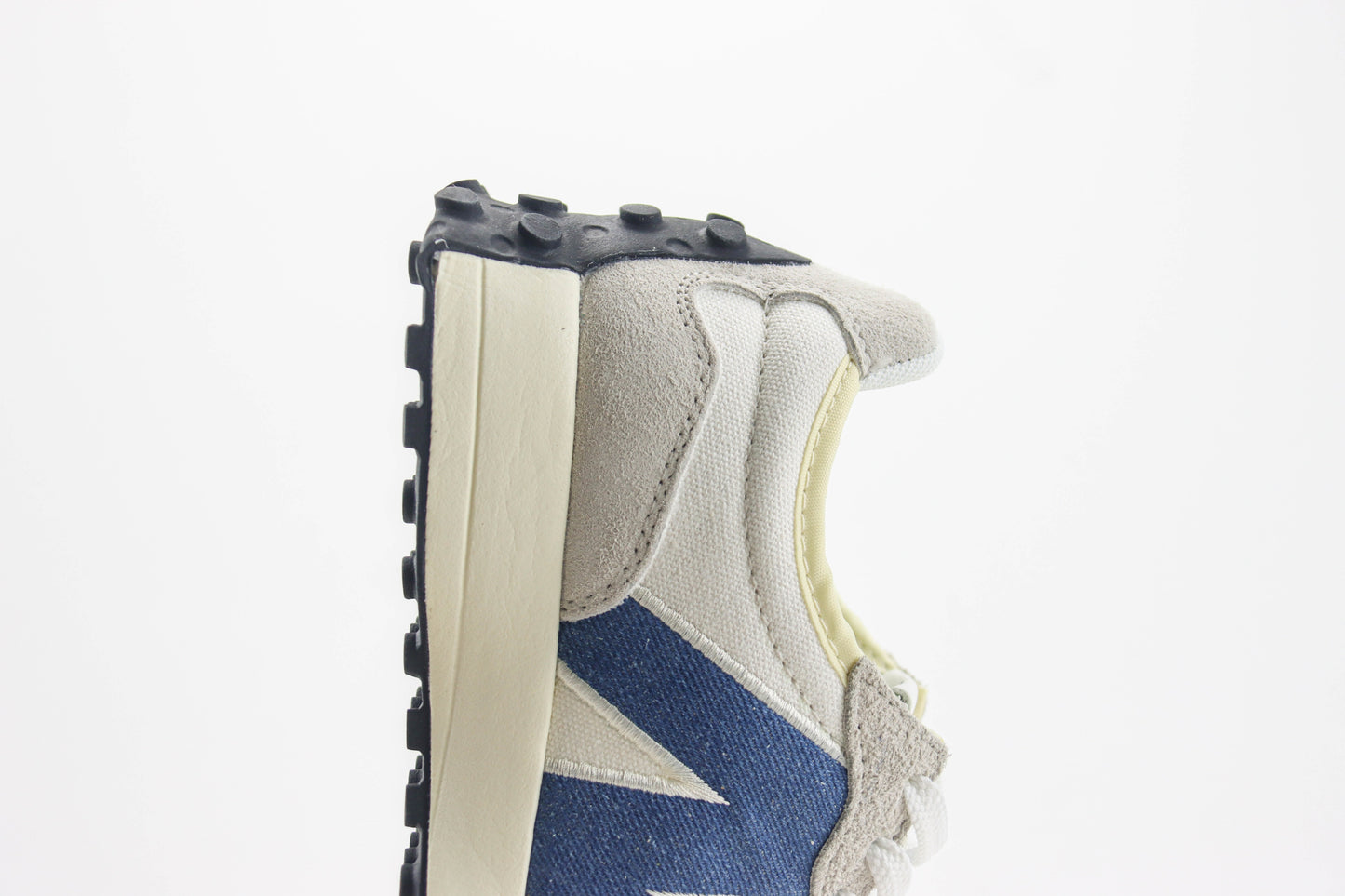 New Balance 327 White Silver WS327JB