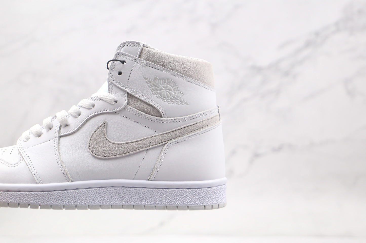 Air Jordan 1 High Neutral Grey