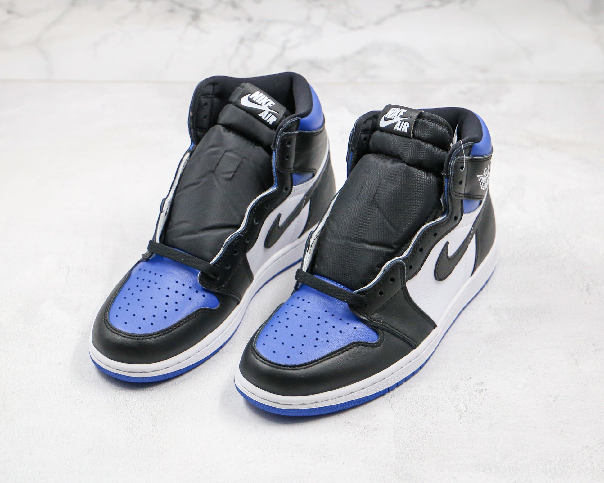 Air Jordan 1 High Patent Royal