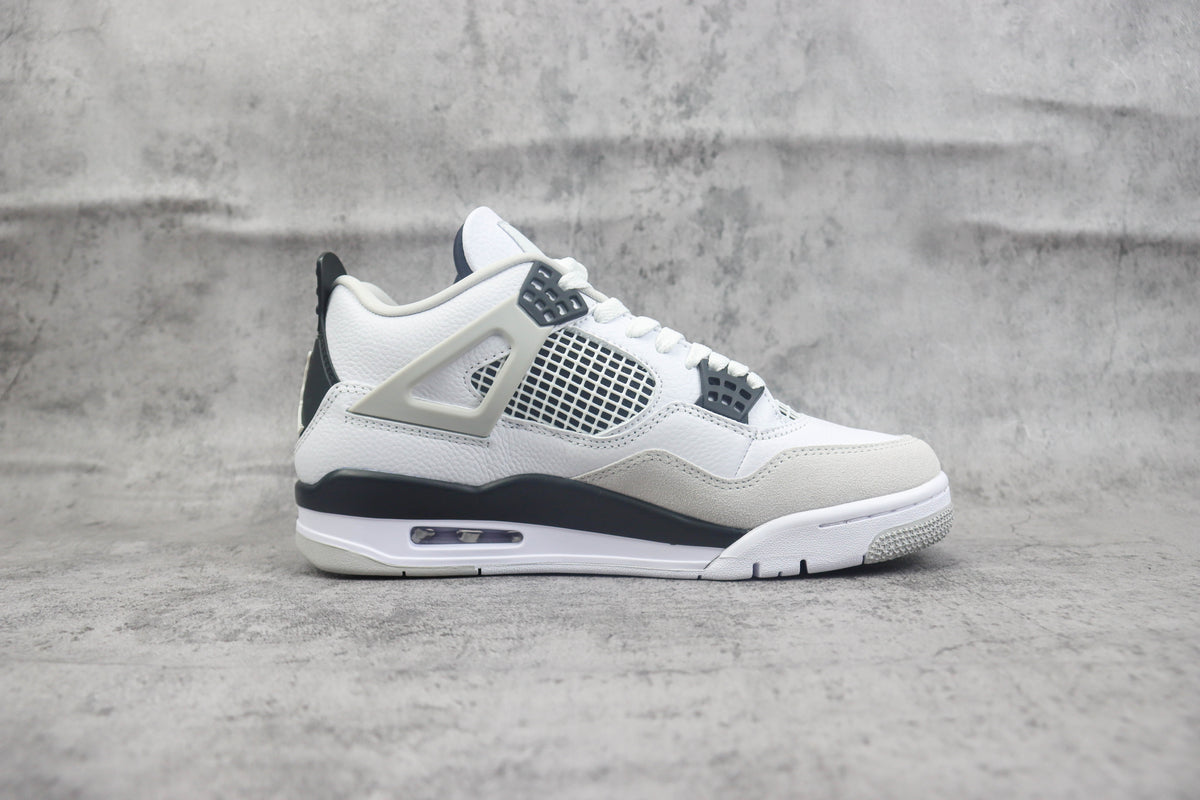 Air Jordan 4 Military Black
