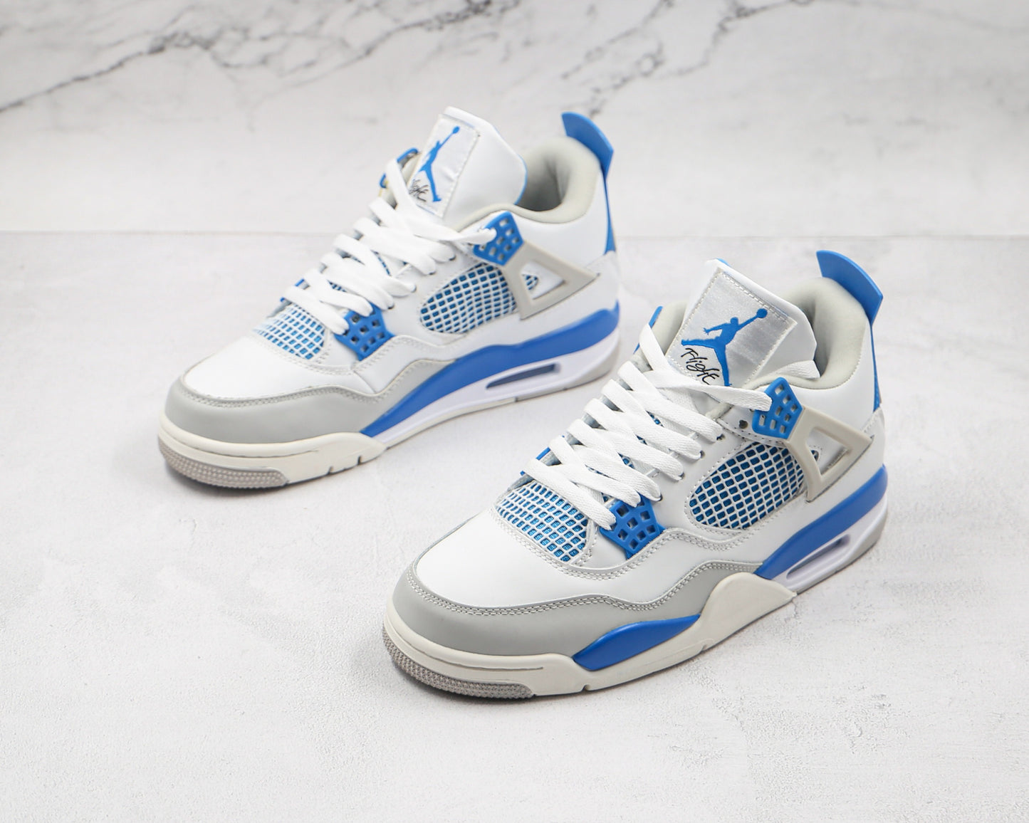Air Jordan 4 Military Blue