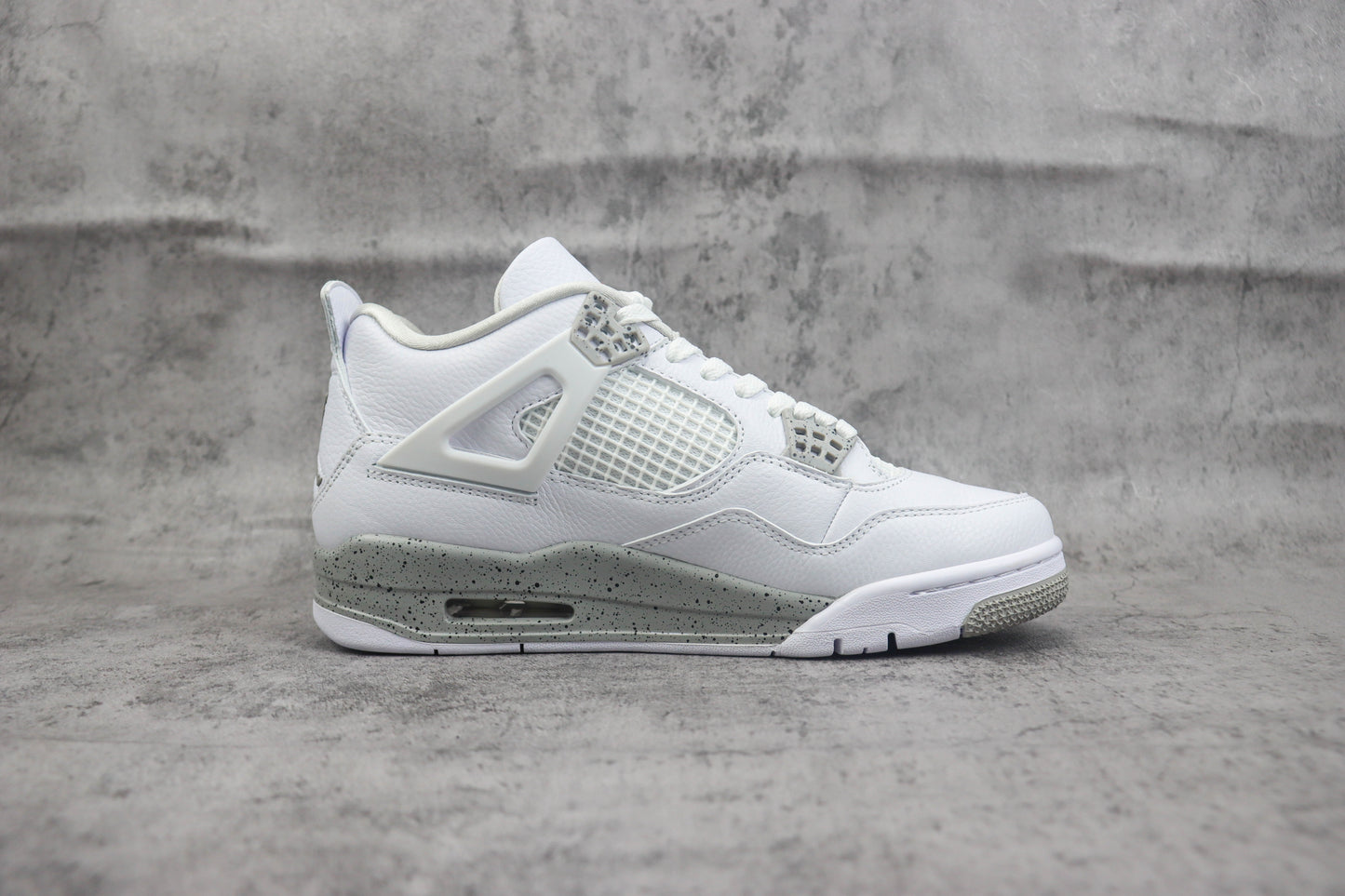 Air Jordan 4 White Cement