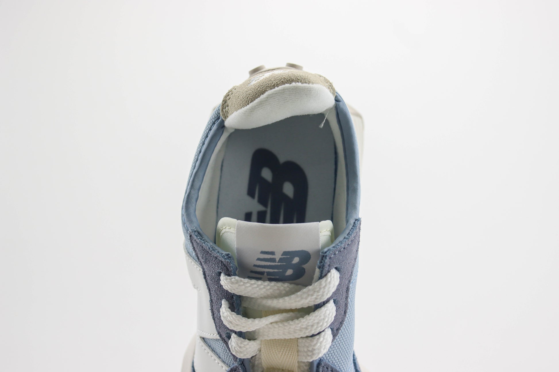 New Balance 327 White Silver U327FH