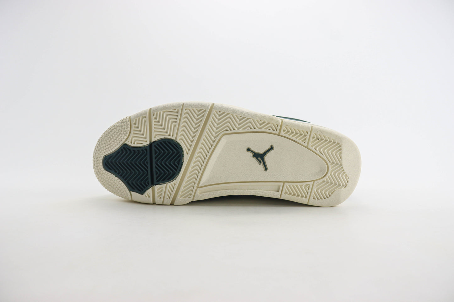 Air Jordan 4 RM Teal