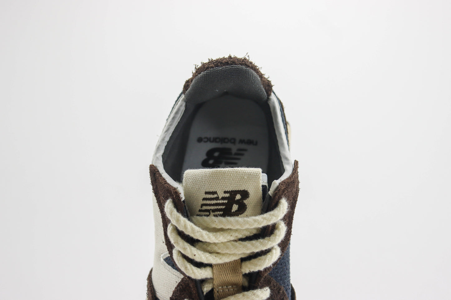 New Balance 327 White Silver U327WVB