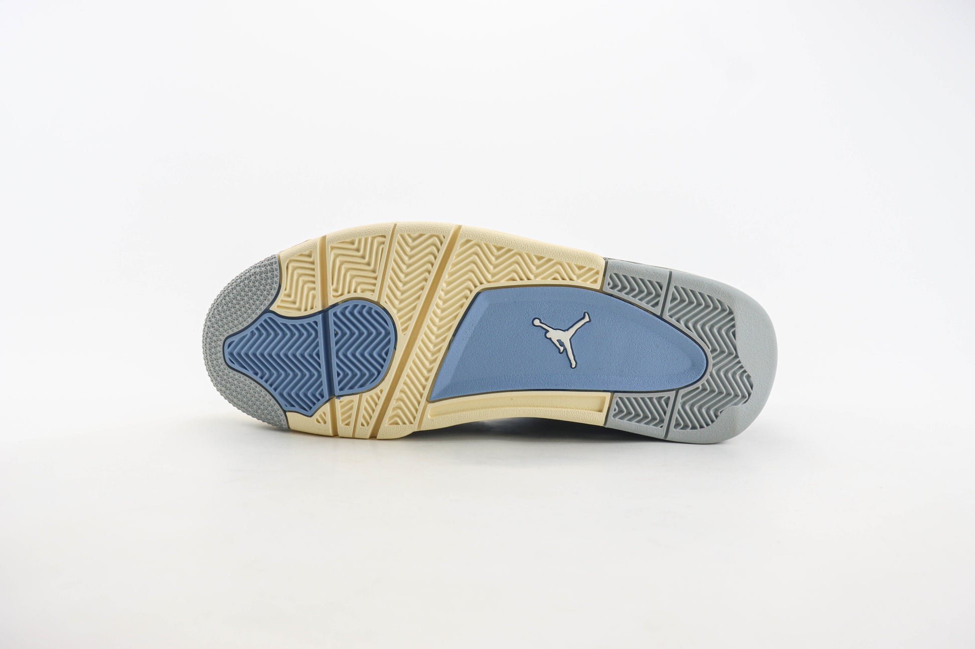 Air Jordan 4 RM Grey Sail