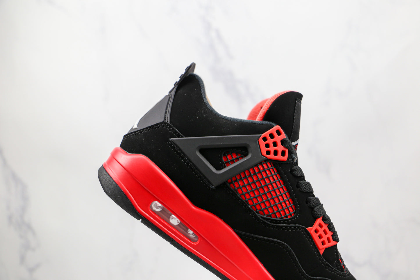 Air Jordan 4 Red Thunder