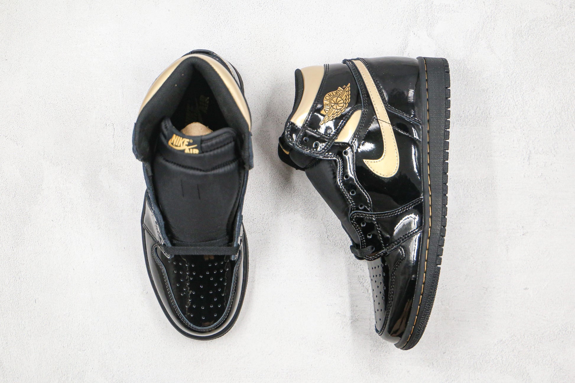Air Jordan 1 High Black Gold Patent