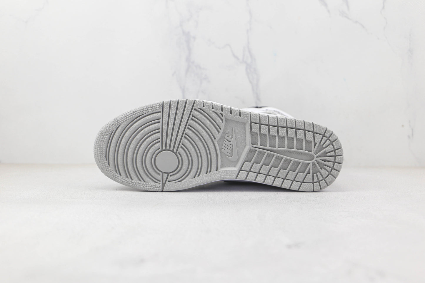Air Jordan 1 High Black White Silver Heel
