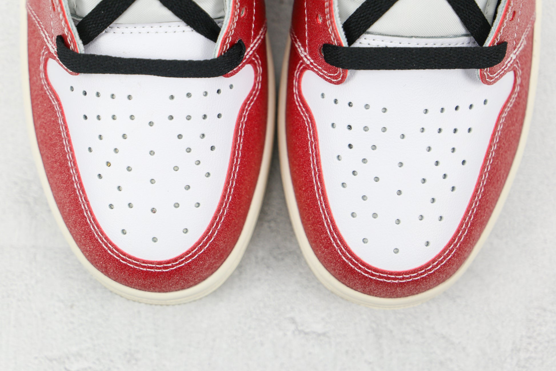 Air Jordan 1 High Chicago Signature