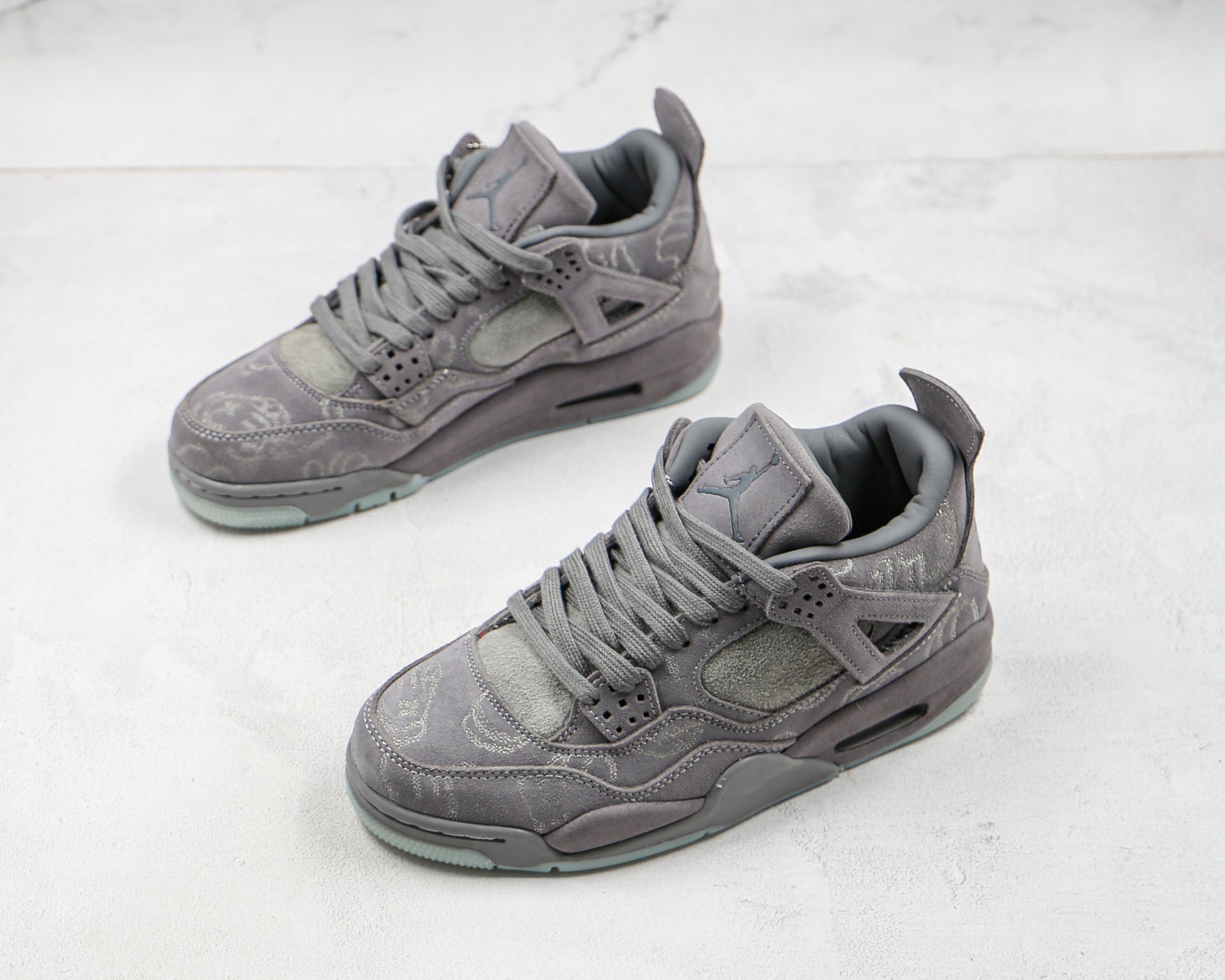 Air Jordan 4 KAWS Cool Grey