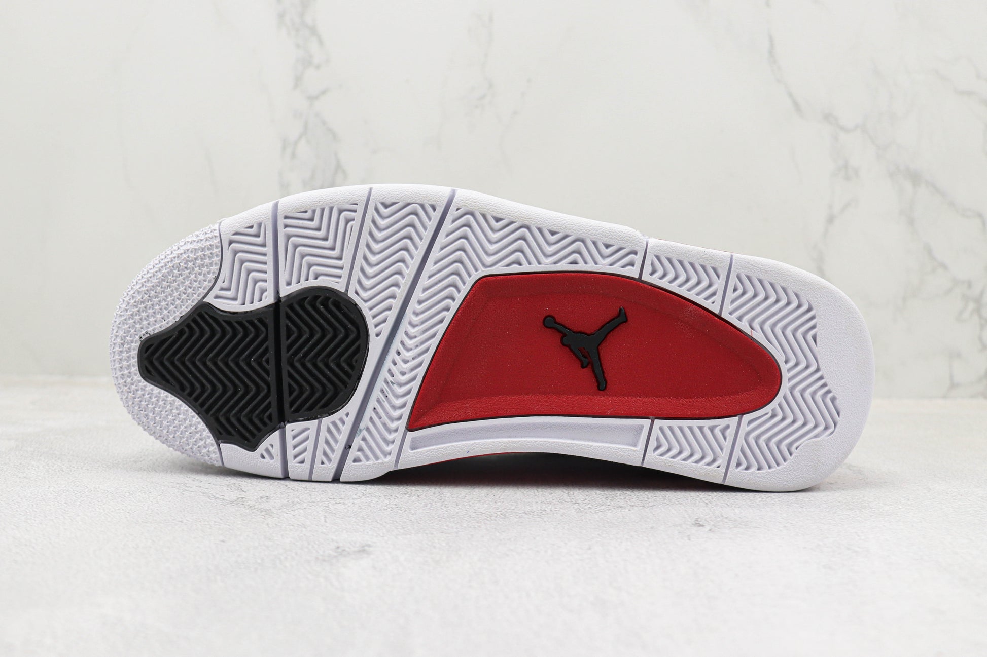 Air Jordan 4 Fire Red