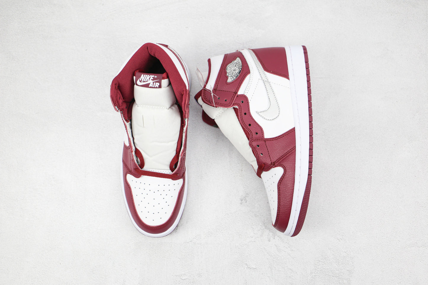 Air Jordan 1 High Bordeaux